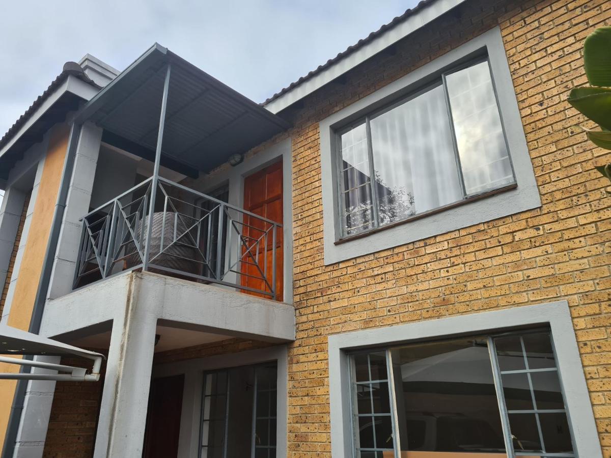 Villa Casa Lifestyle Mbombela Buitenkant foto